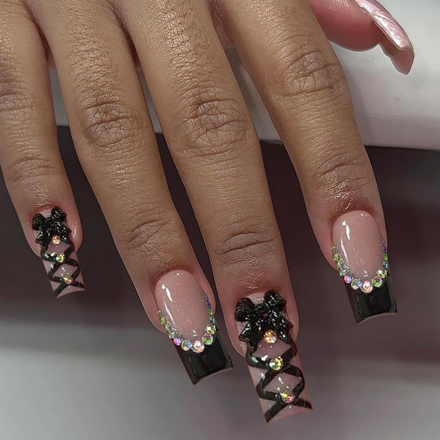 24 Stück Schwarze Französische Spitze Nägel mit Rhinestone Deko