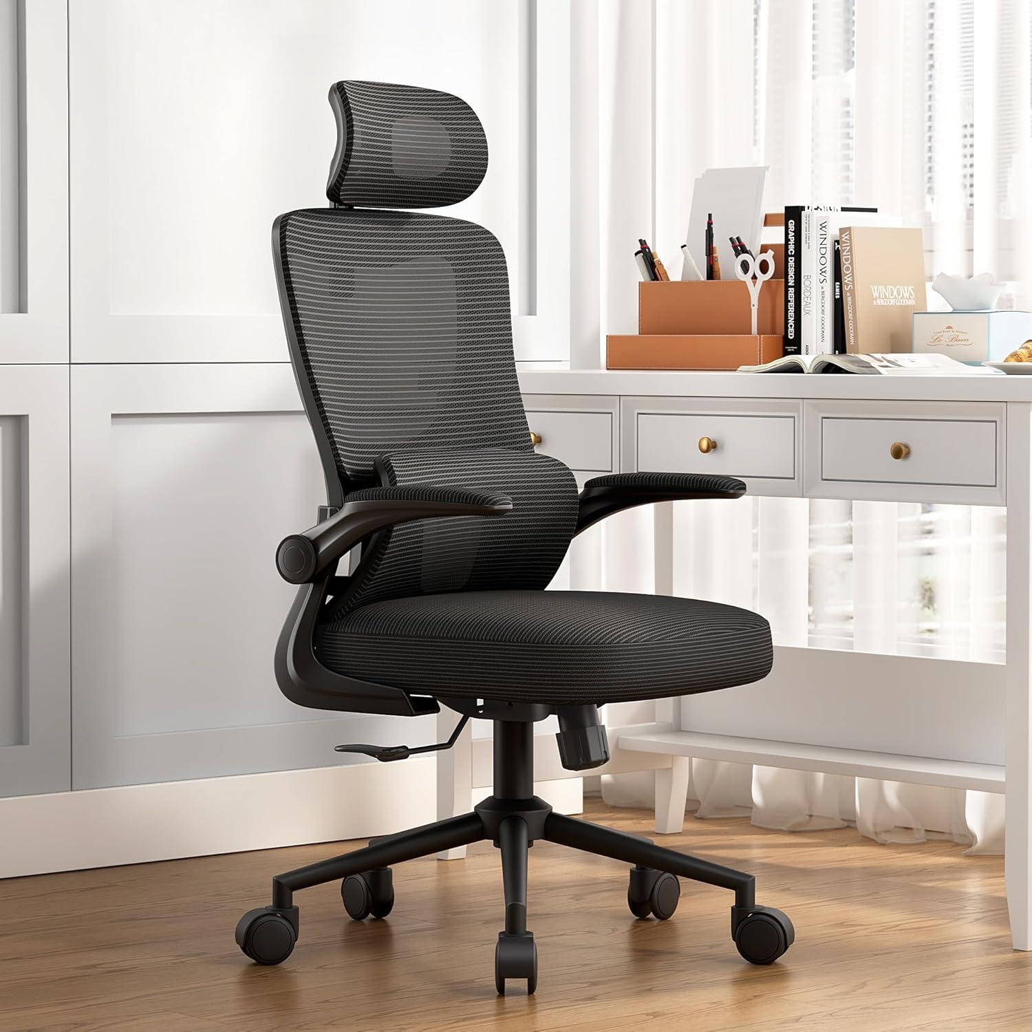 Ergonomischer Bürostuhl mit Schaukelfunktion und Armlehnen