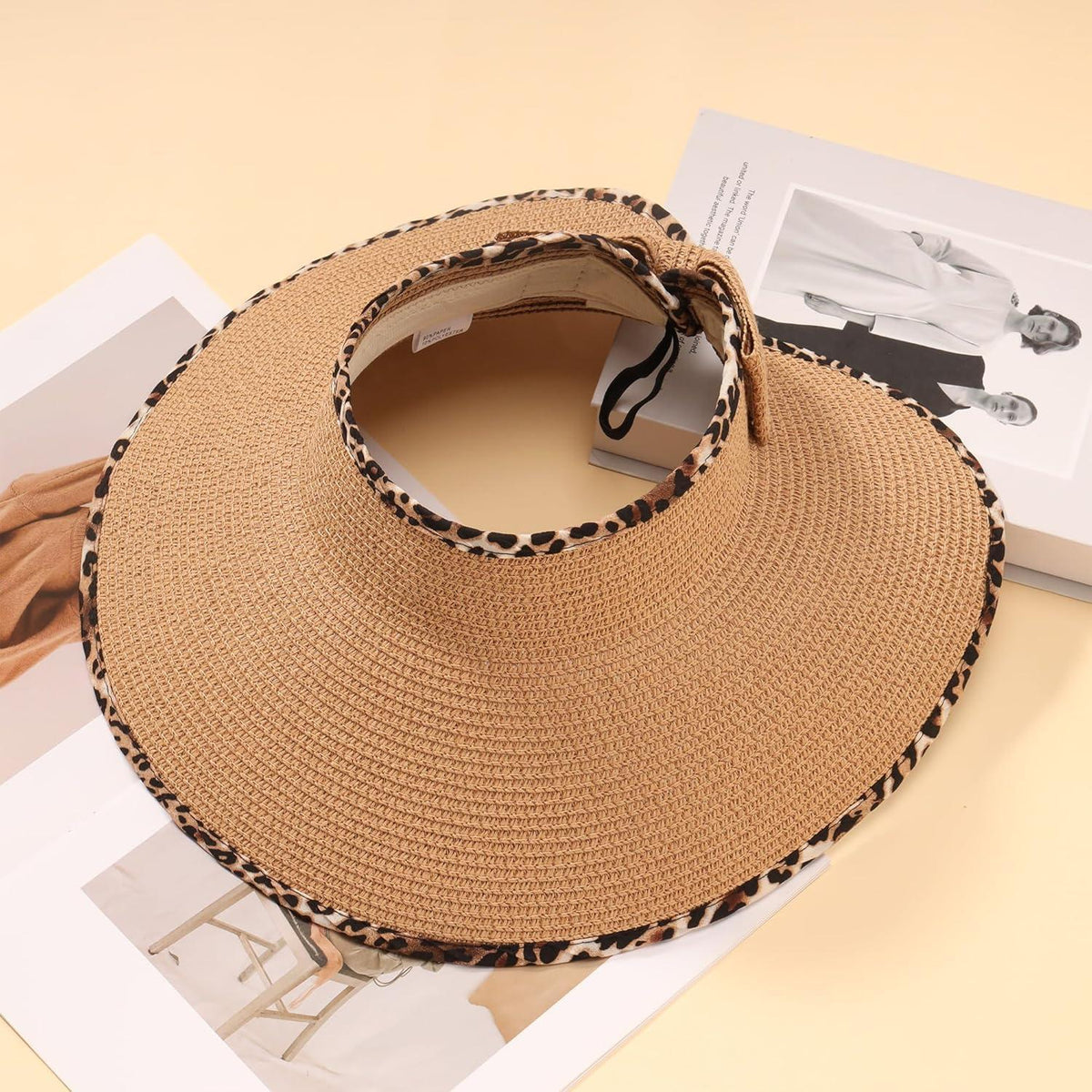 Faltbarer Strohhut mit breiter Krempe – Sonnenschutz & Style
