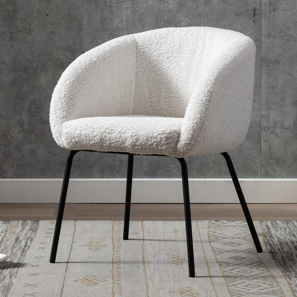 Weißer Kunstfell Sessel – Modern & Bequem Loungesessel