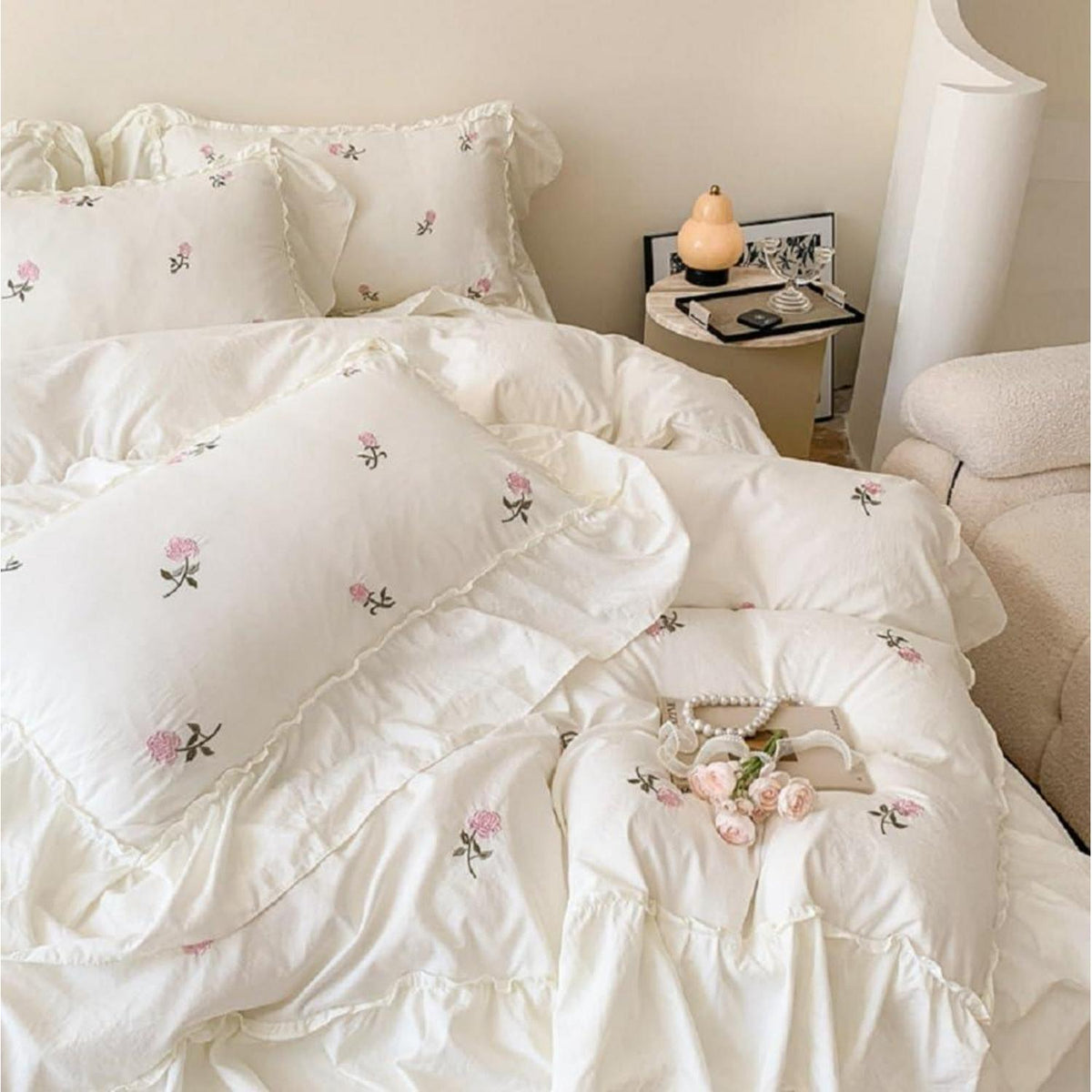 Romantische Rüschen Bettwäsche Set 220x240 Weiß Rosa Blumen