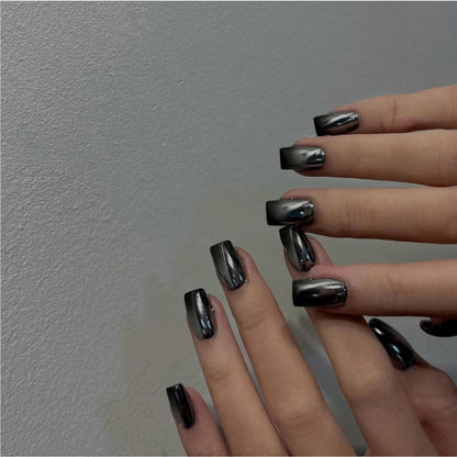 Chrome Press On Nails - Metallic Schwarz, Kurz & Eckig