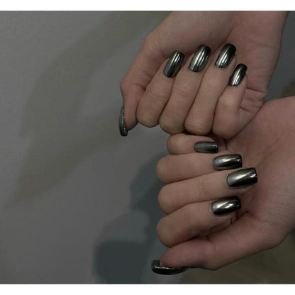 Chrome Press On Nails - Metallic Schwarz, Kurz & Eckig