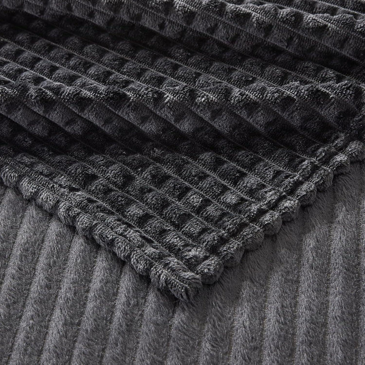 Kuscheldecke mit 3D-Touch-Erlebnis, Schwarz 200x230cm