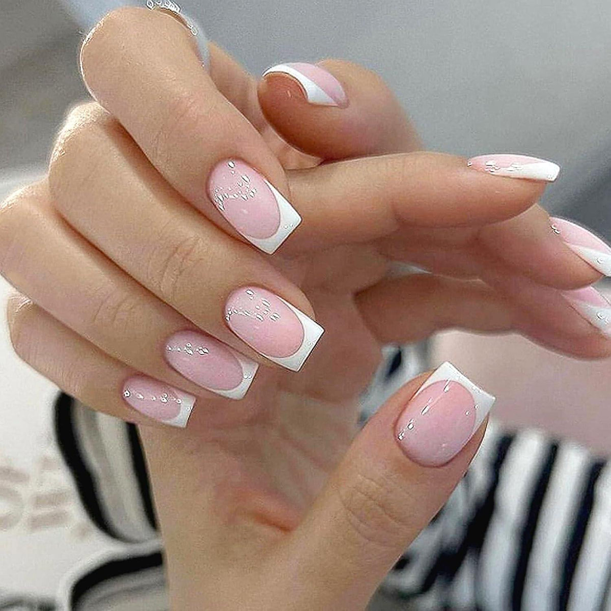 360 French Press on Nails – Kurze, Quadratische Fake Nägel mit Nagelöl