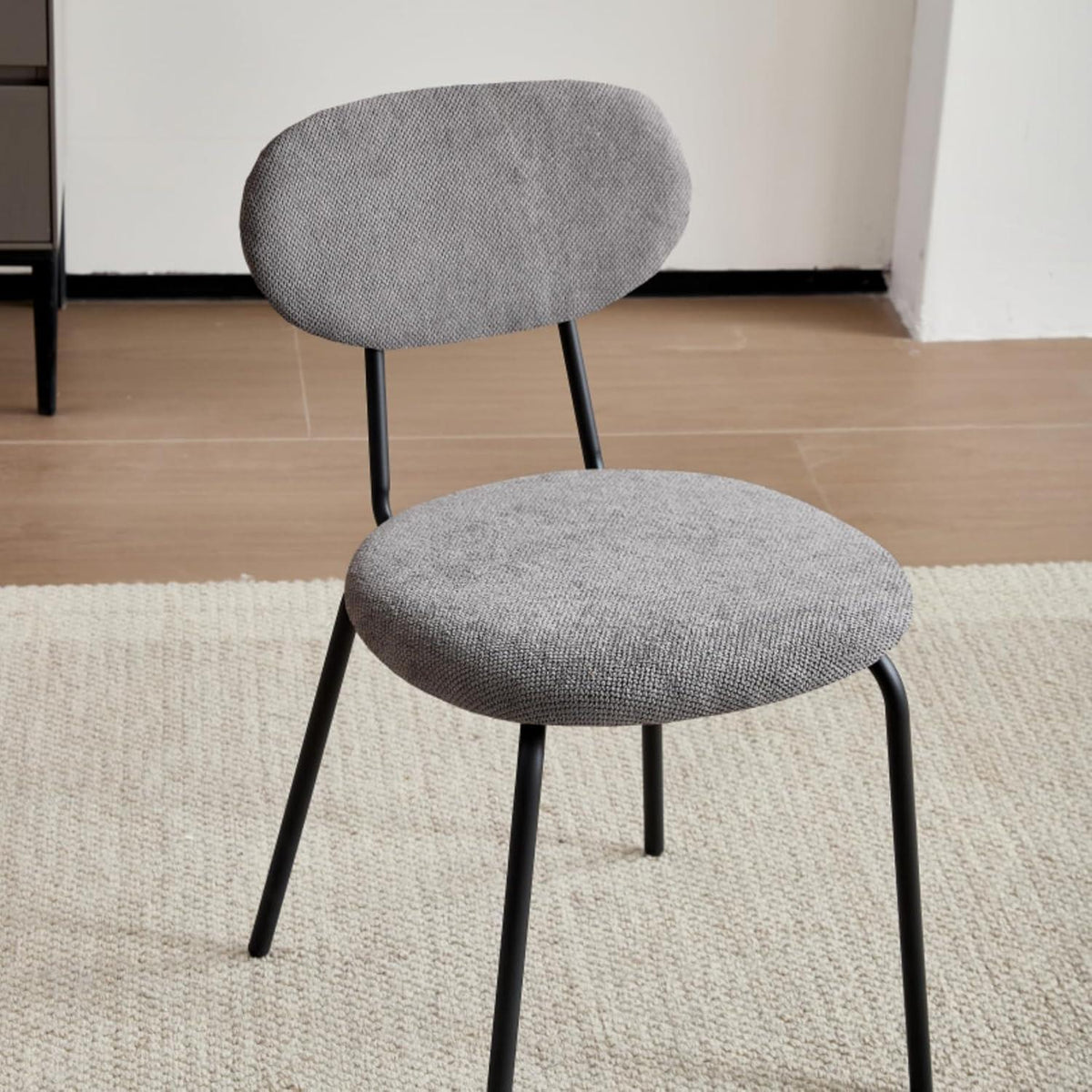 Runder Esstisch Set (100cm) mit 6 Stapelstühlen Dunkelgrau
