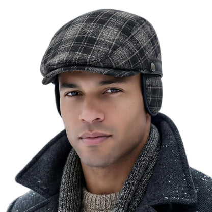 Verstellbare Herren Wintermütze mit Ohrenklappen – Schwarz