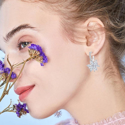 Blumen Creolen Silber mit Zirkonia – Damen Ohrringe