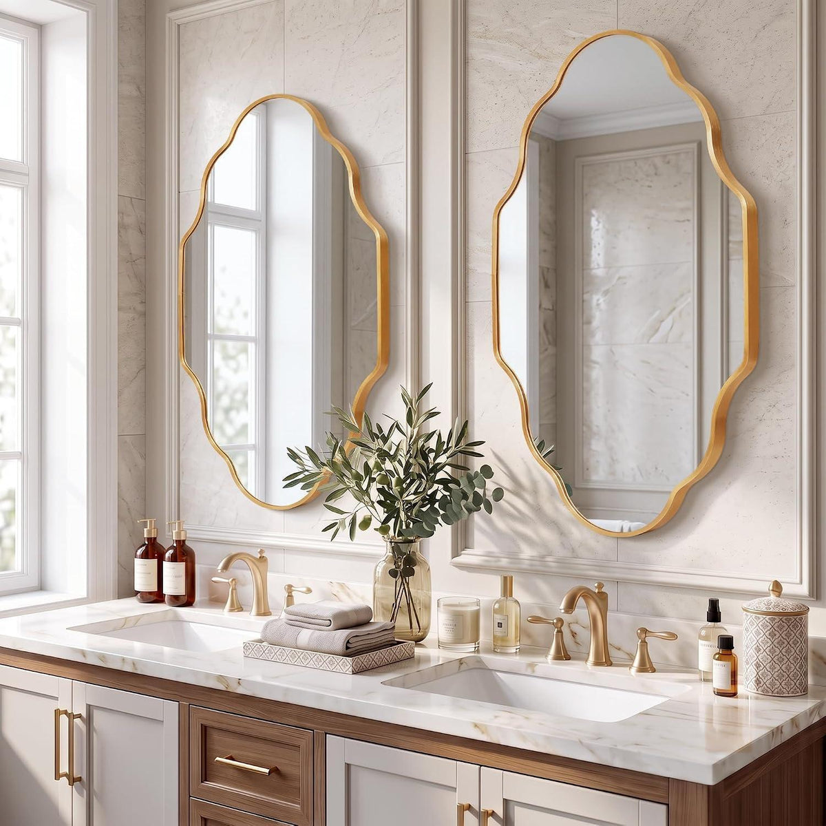 Wavy Gold Wandspiegel – Eleganter Wellenrahmen 115x65cm