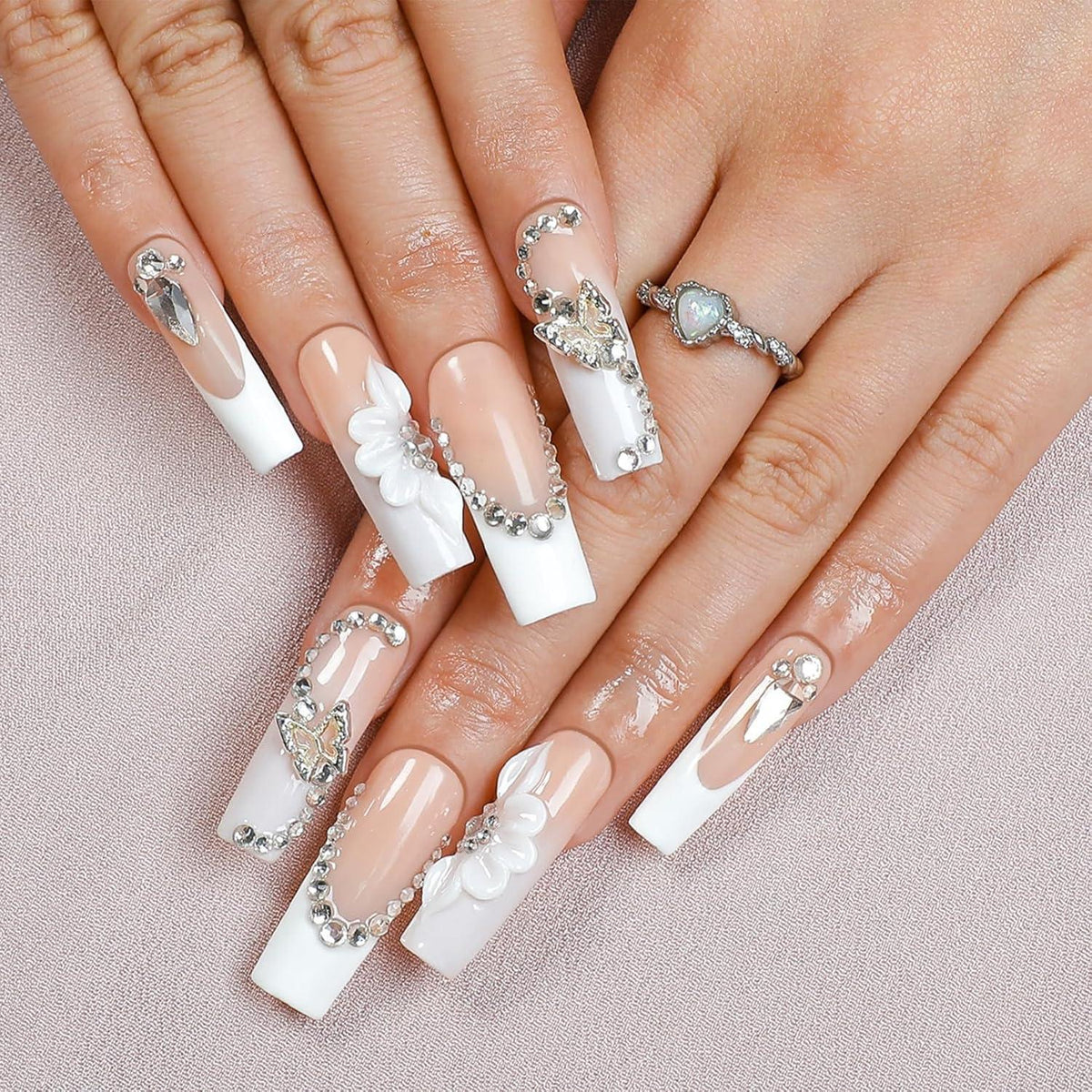 24er Set Ballerina French Nails mit Strass & Blumen – Press On Nägel Weiß