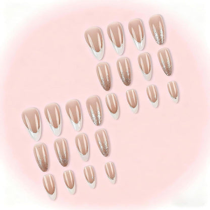 Kurze French Tip Press On Nails – 24 Stück, Design Nagelspitzen