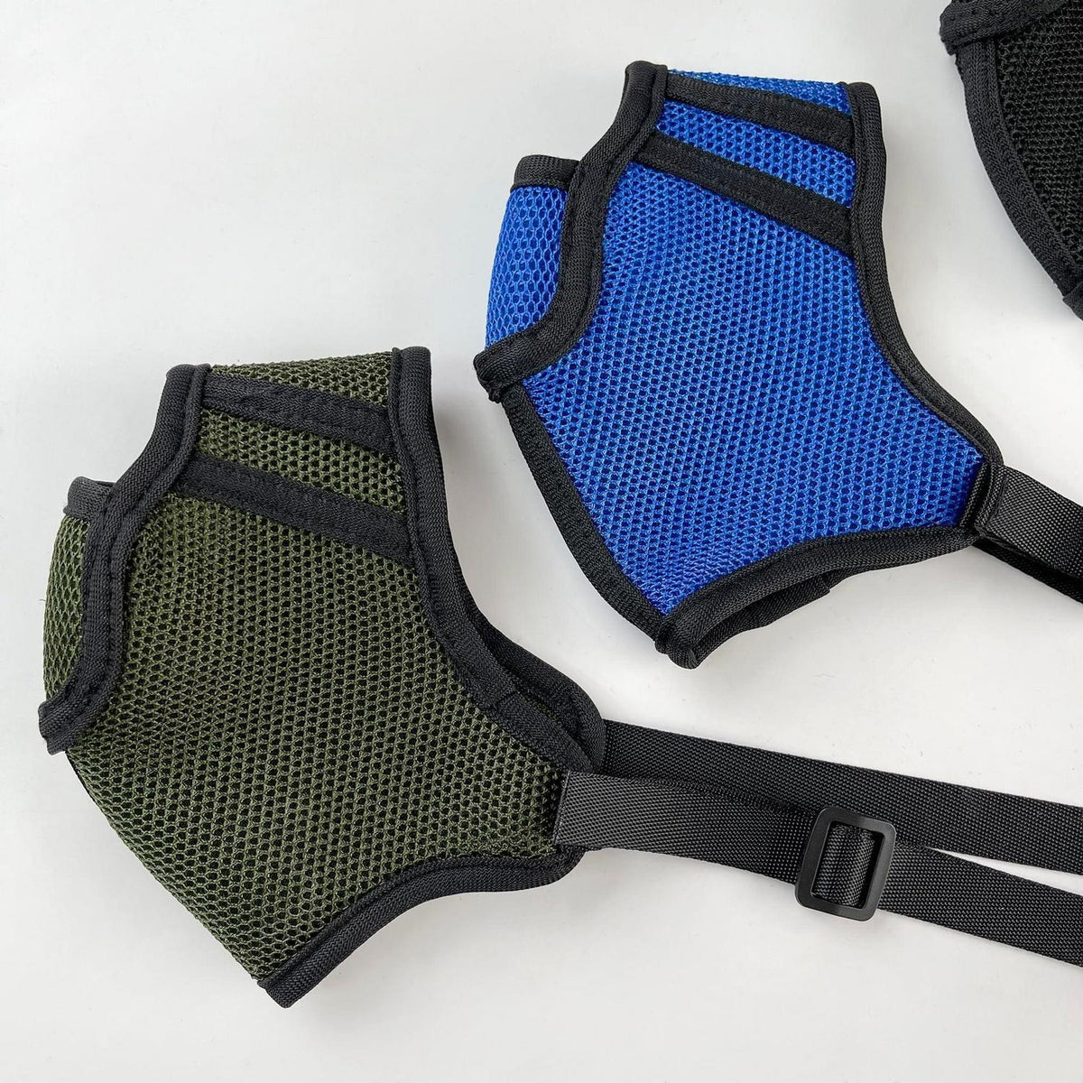 Atmungsaktiver Maulkorb für Hunde – 3D Air Mesh, Blau L