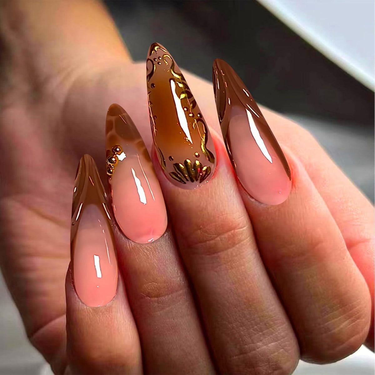 Press on Nägel 3D Orangenblumen – Mandel French Tip