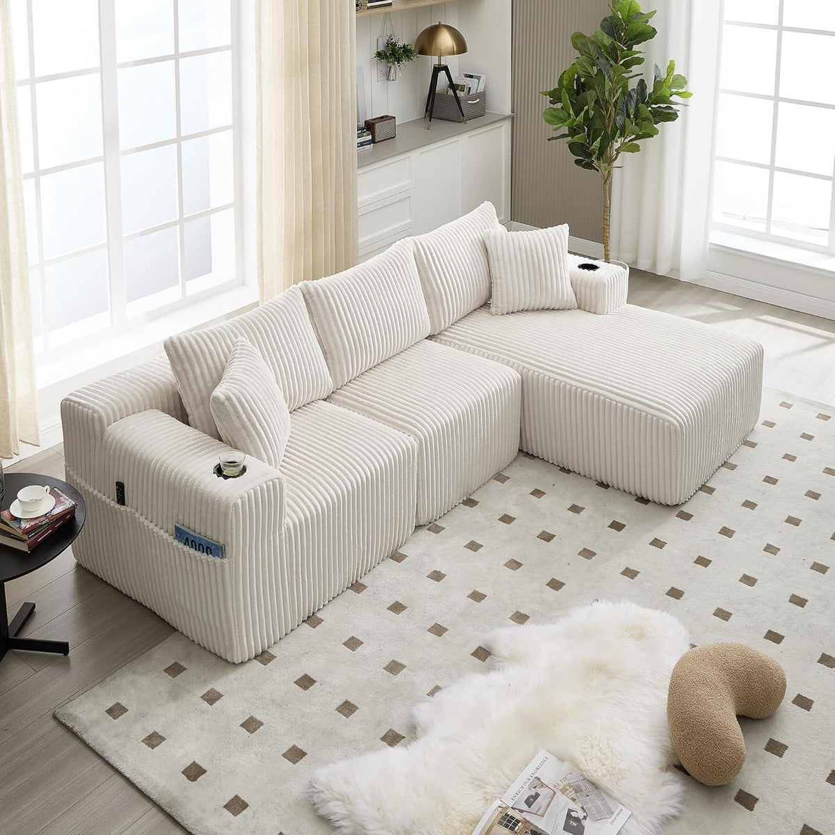 Cordo L-Form Sofa Beige – Eckcouch mit Getränkehaltern & Taschen