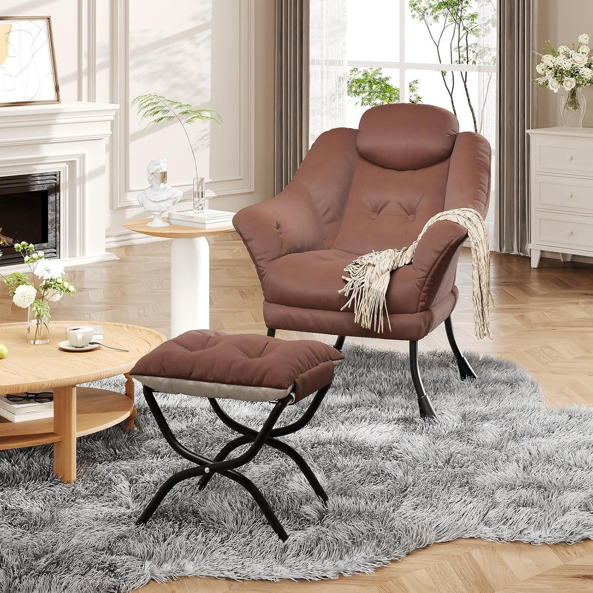 Bequemer Sessel mit Hocker – Modernes Lounge-Design