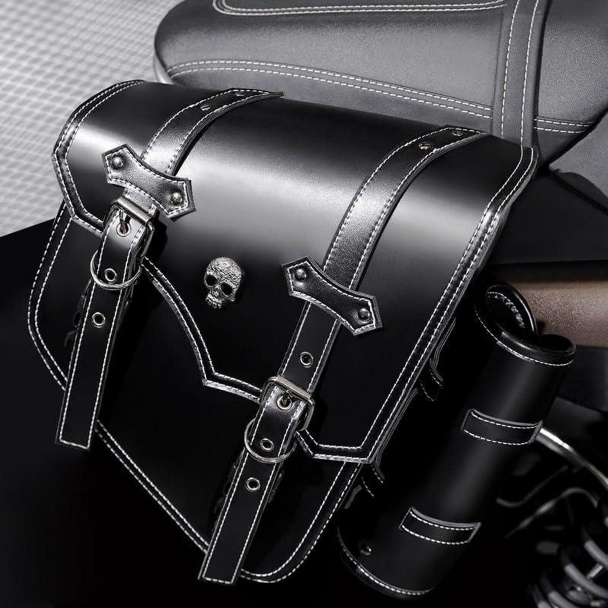 Motorrad Satteltasche 25L Wasserdicht mit Flaschenhalter in Lederoptik