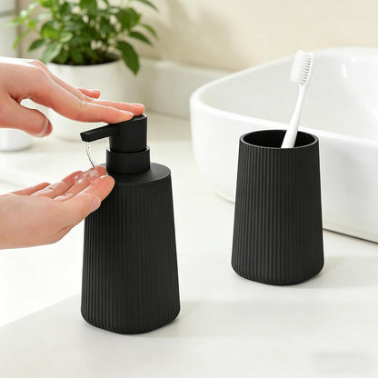 Badezimmer Set: Seifenspender & Zahnputzbecher Schwarz