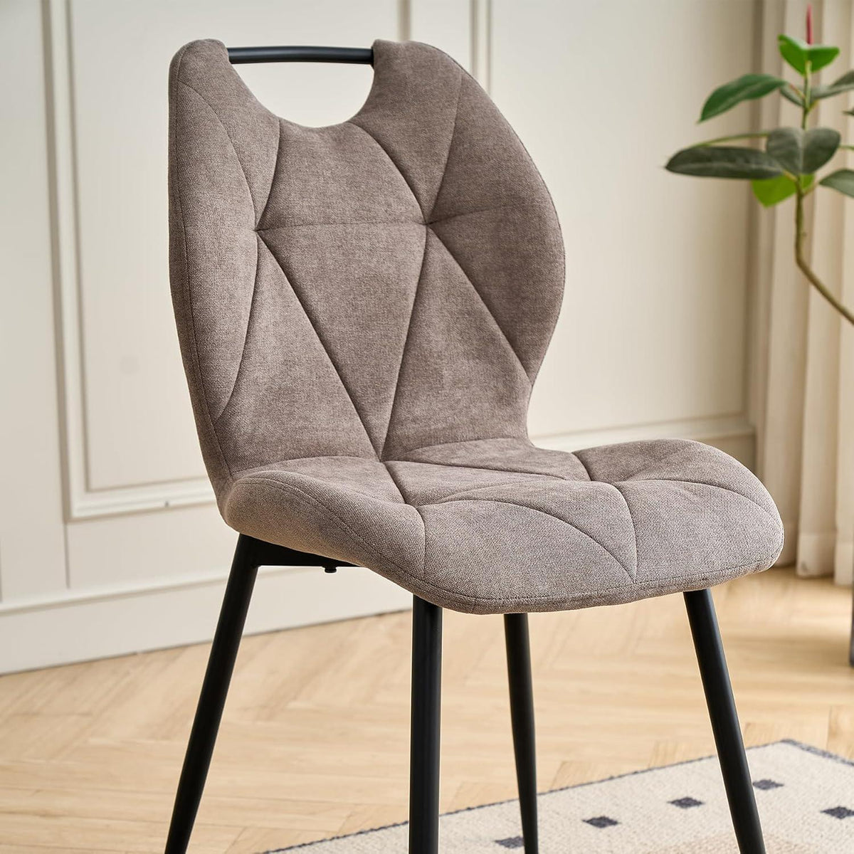 5-teiliges Esszimmer-Set: 140cm Tisch + 4 gepolsterte Stühle