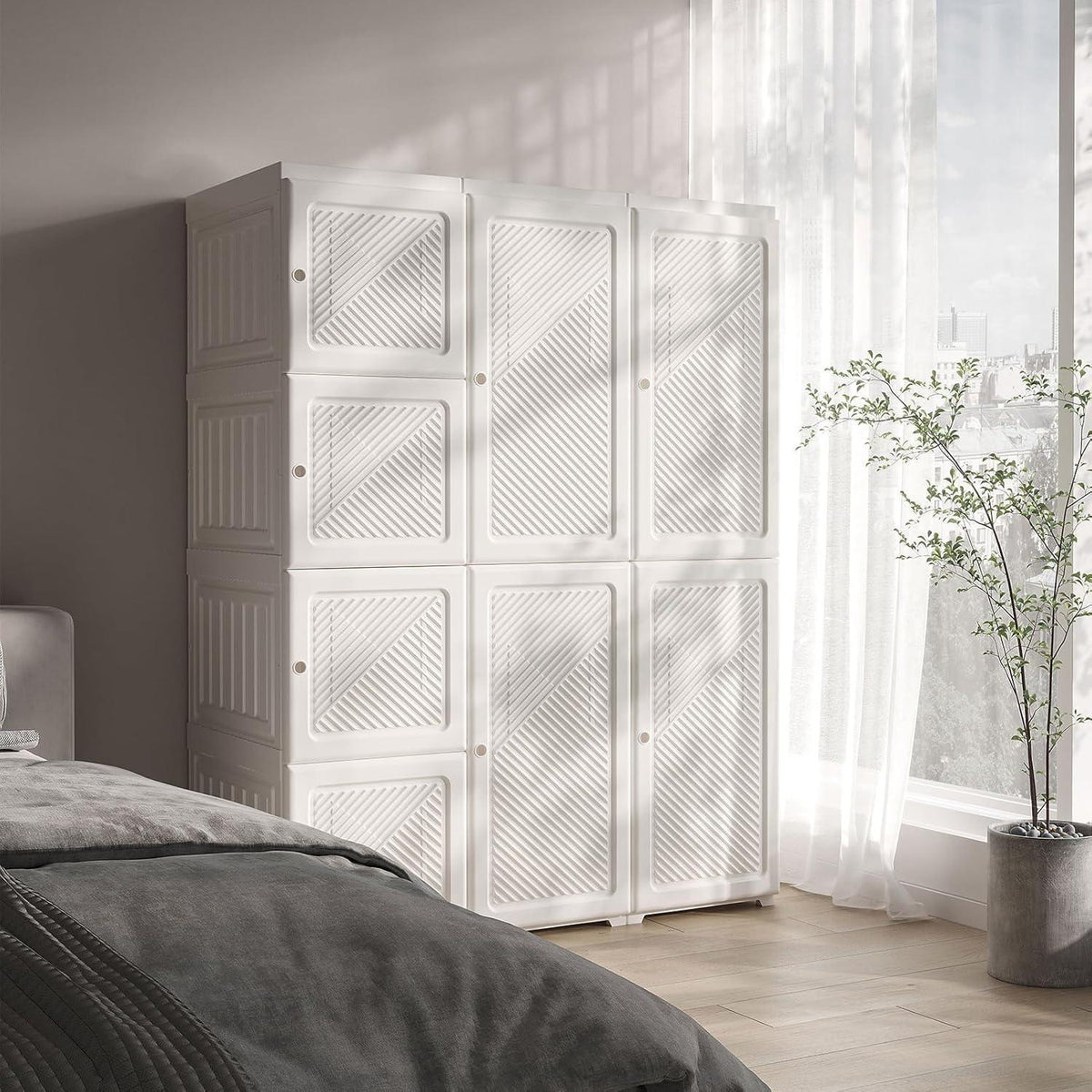 Zusammenklappbarer Kleiderschrank mit Kleiderstange & Magnettüren