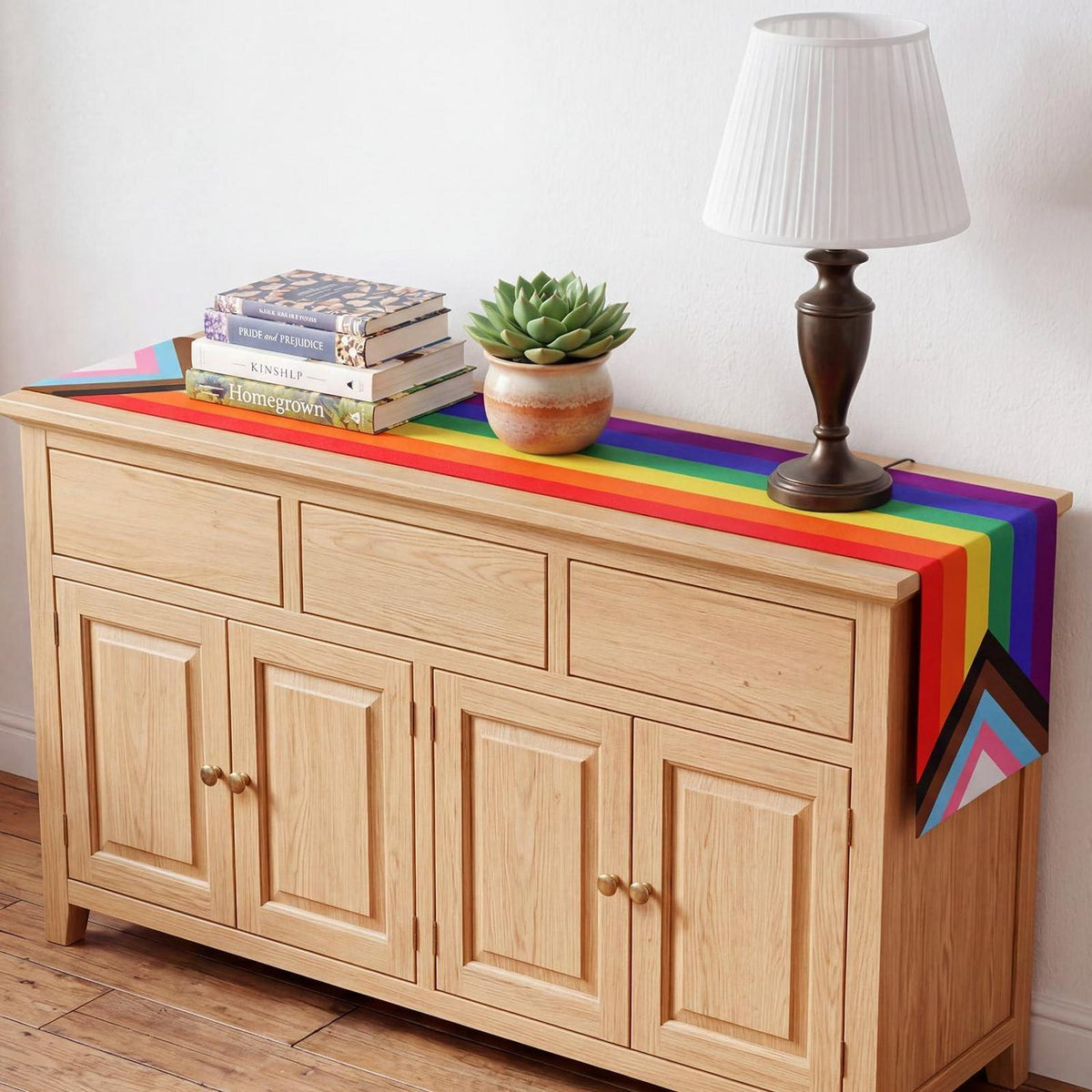 Regenbogen Tischläufer 33x183cm – Pride Month Partydeko
